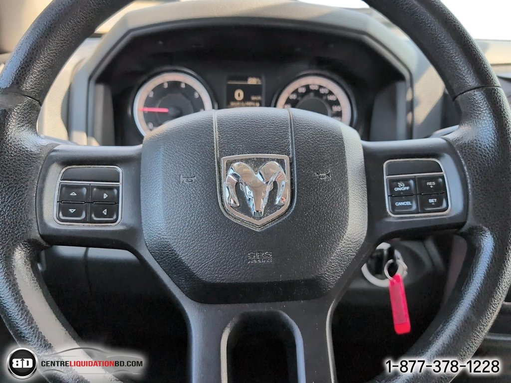 Ram 1500 ST HÉMI 5,7L TEL QUEL 2017 à Granby, Québec - 17 - w1024h768px