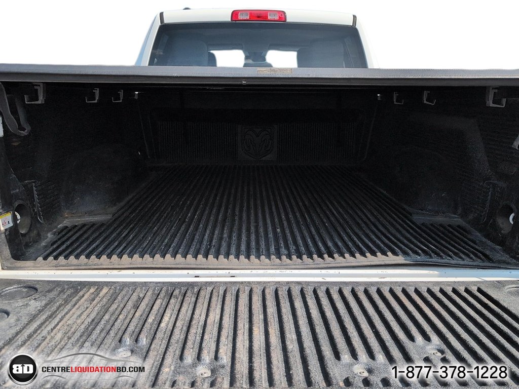Ram 1500 ST HÉMI 5,7L TEL QUEL 2017 à Granby, Québec - 10 - w1024h768px