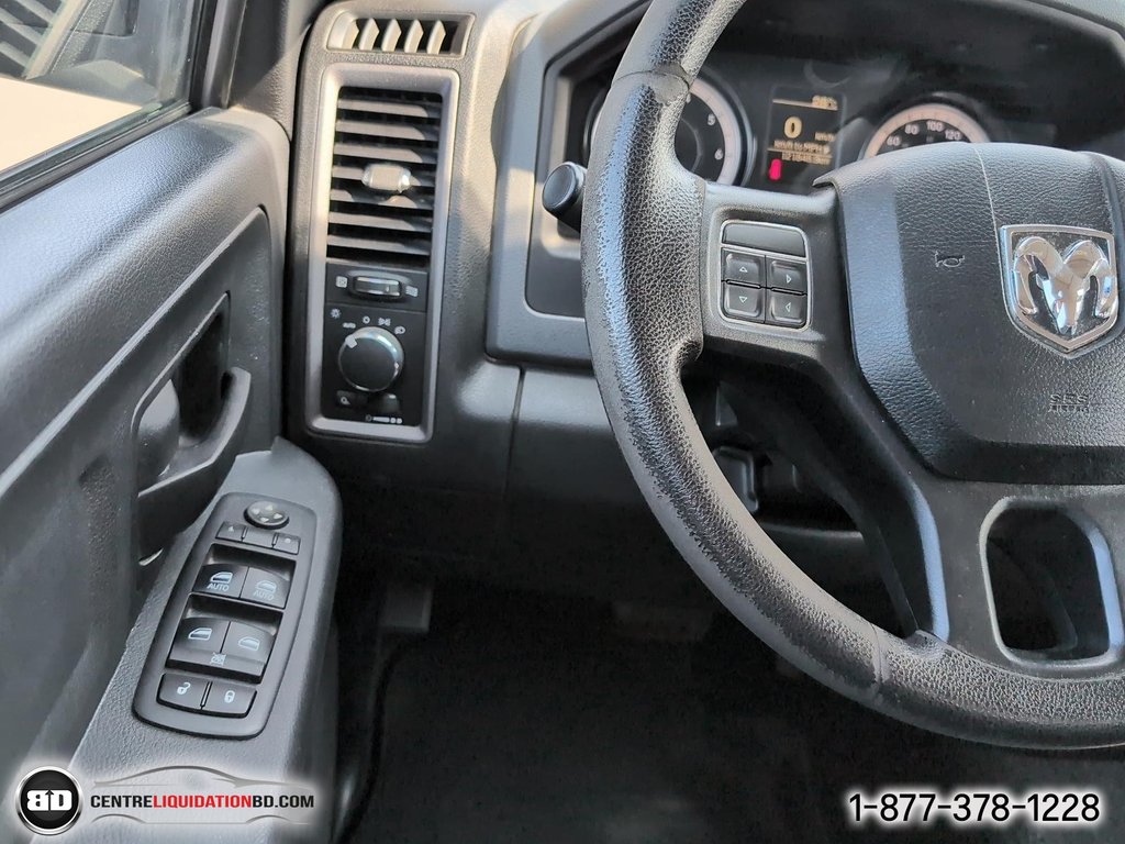 Ram 1500 ST HÉMI 5,7L TEL QUEL 2017 à Granby, Québec - 16 - w1024h768px