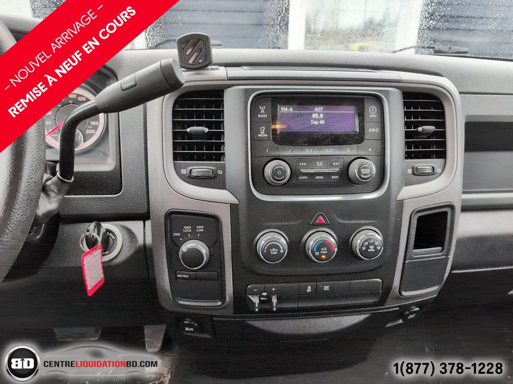 2017 Ram 1500 ST V8 HEMI 4X4 QUAD CAB BOITE 6.5P in Granby, Quebec - 13 - w1024h768px