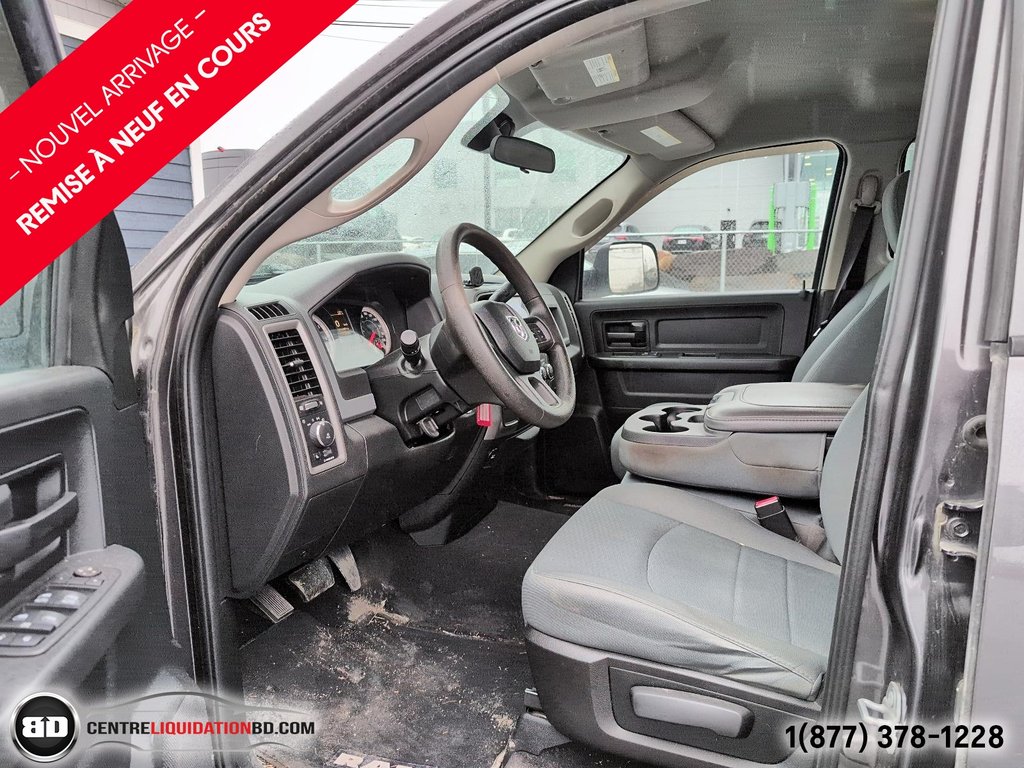 2017 Ram 1500 ST V8 HEMI 4X4 QUAD CAB BOITE 6.5P in Granby, Quebec - 10 - w1024h768px