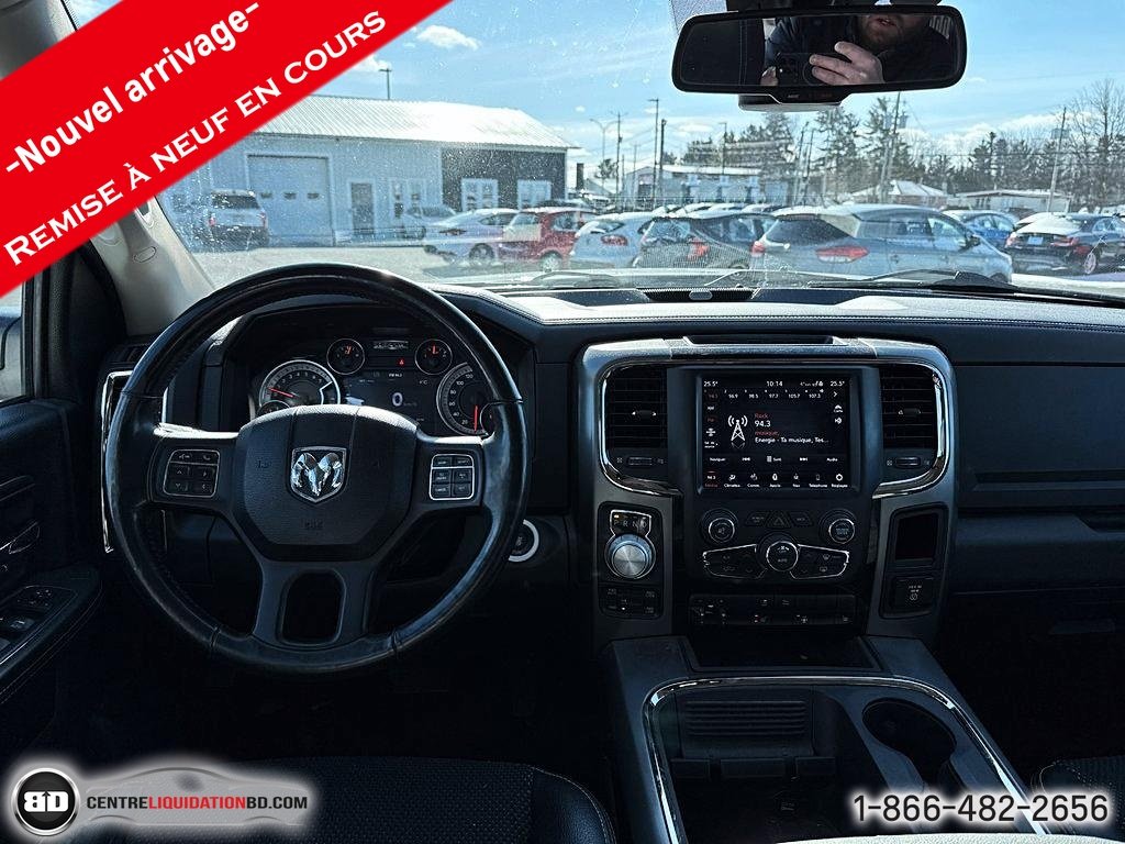 Ram 1500 SPORT 5.7L CREW CAB BOÎTE 5.5P 2018 à Granby, Québec - 11 - w1024h768px