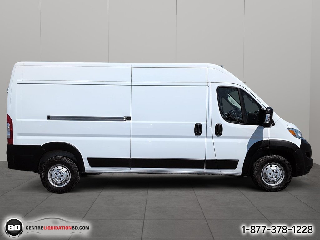 Ram ProMaster Cargo Van 2500 HIGH ROOF 2023 à Granby, Québec - 4 - w1024h768px
