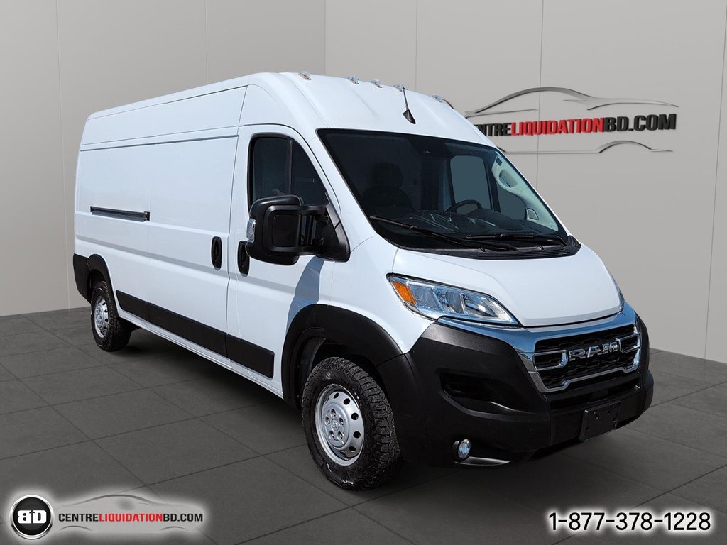 Ram ProMaster Cargo Van 2500 HIGH ROOF 2023 à Granby, Québec - 3 - w1024h768px