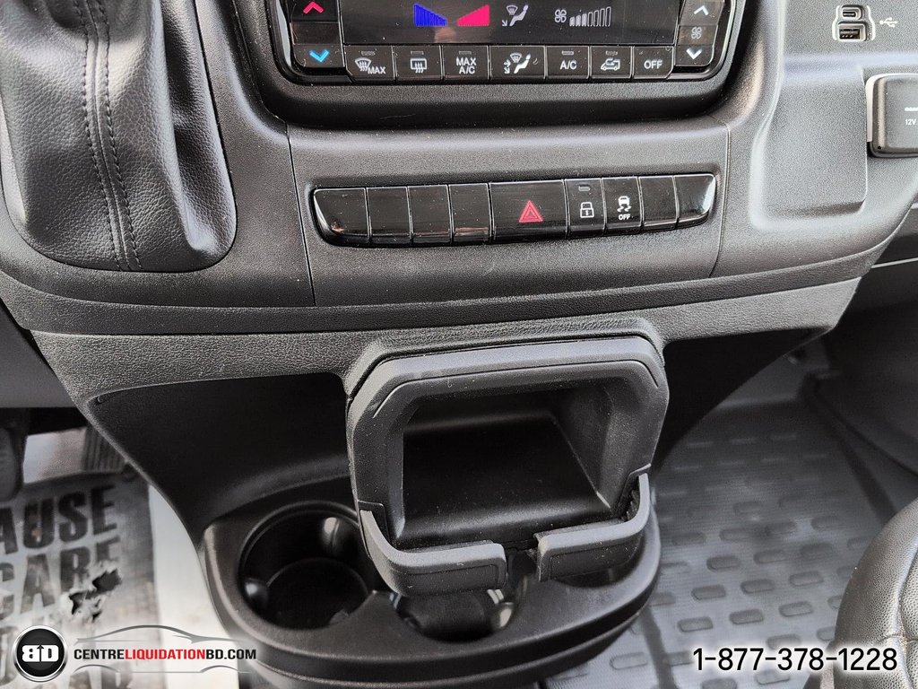 Ram ProMaster Cargo Van V6 3.6L 2023 à Granby, Québec - 19 - w1024h768px