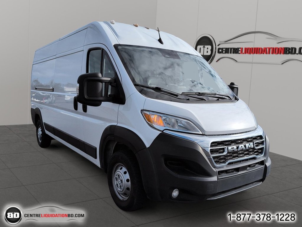 Ram ProMaster Cargo Van V6 3.6L 2023 à Granby, Québec - 3 - w1024h768px