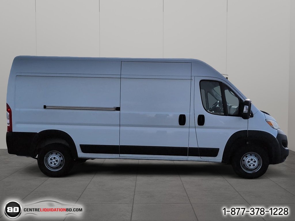 Ram ProMaster Cargo Van V6 3.6L 2023 à Granby, Québec - 4 - w1024h768px