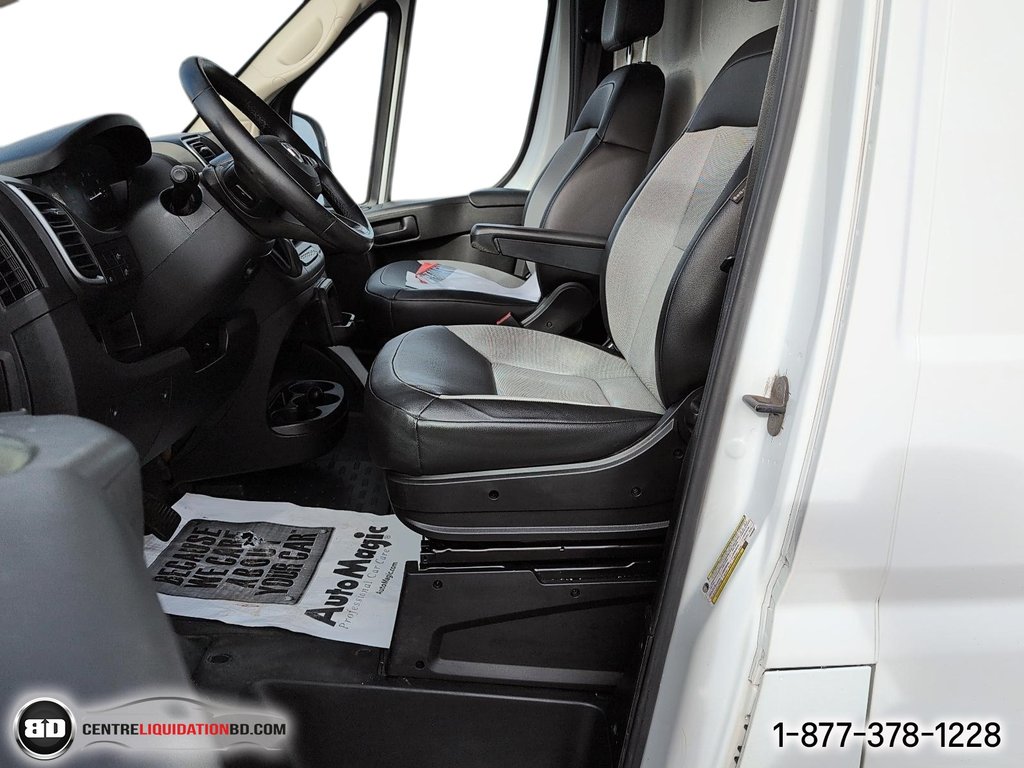 Ram ProMaster Cargo Van V6 3.6L 2023 à Granby, Québec - 13 - w1024h768px