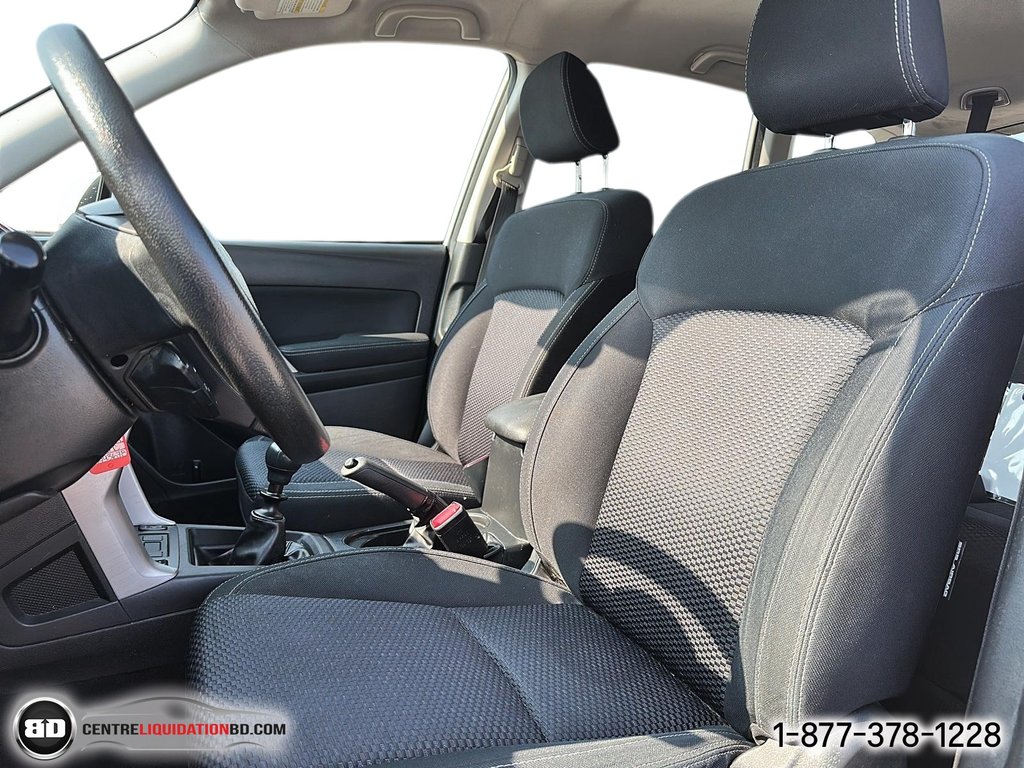 Subaru Forester I manuelle 6 vitesses 2015 à Granby, Québec - 12 - w1024h768px
