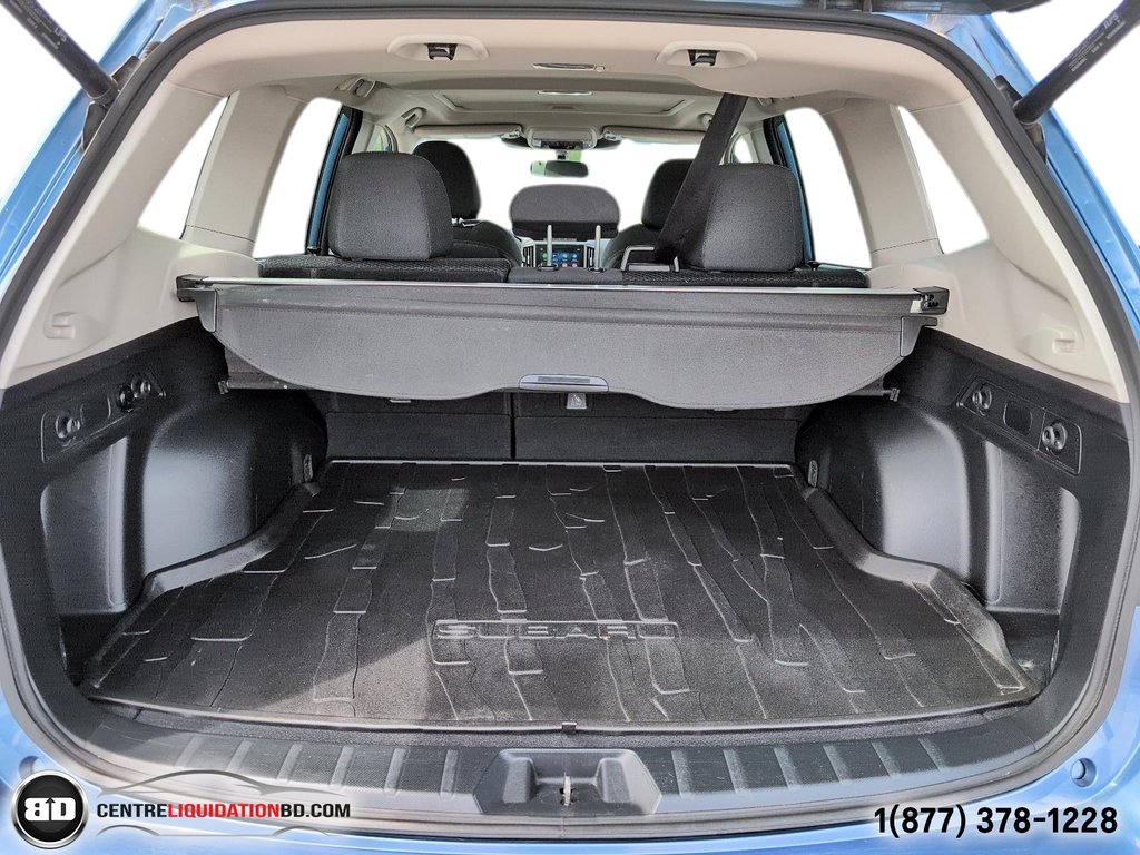 2022 Subaru Forester Touring in Granby, Quebec - 11 - w1024h768px