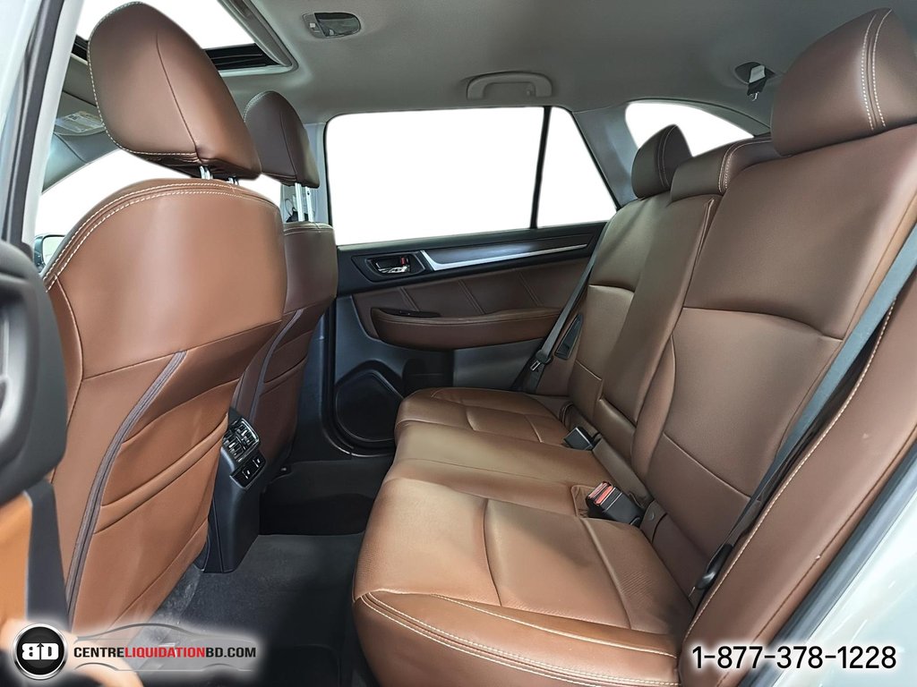 Subaru Outback Touring V6 3.6L 2017 à Granby, Québec - 17 - w1024h768px
