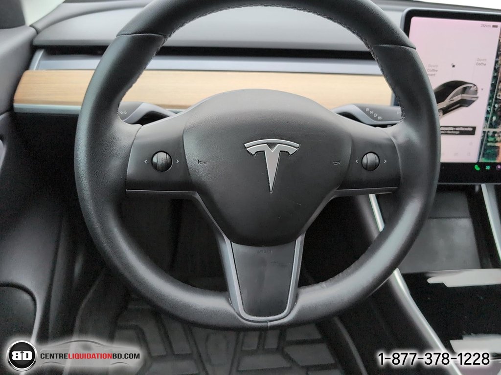 2019 Tesla Model 3 in Granby, Quebec - 16 - w1024h768px