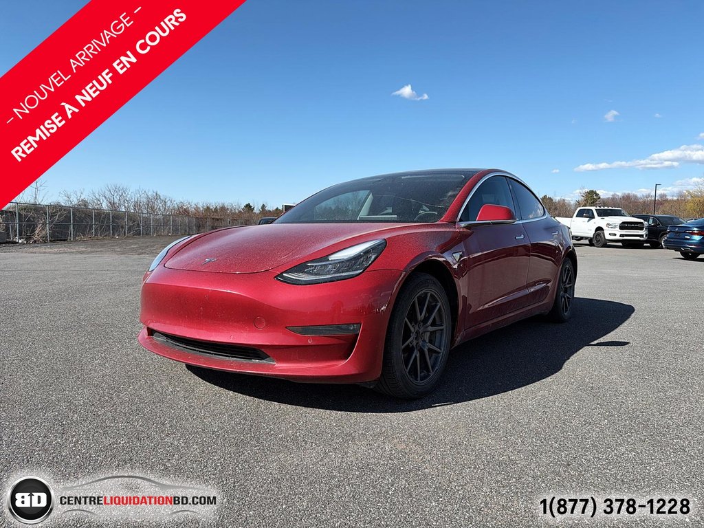 Tesla Model 3 Dual Motor Long Range 2019 à Granby, Québec - 1 - w1024h768px