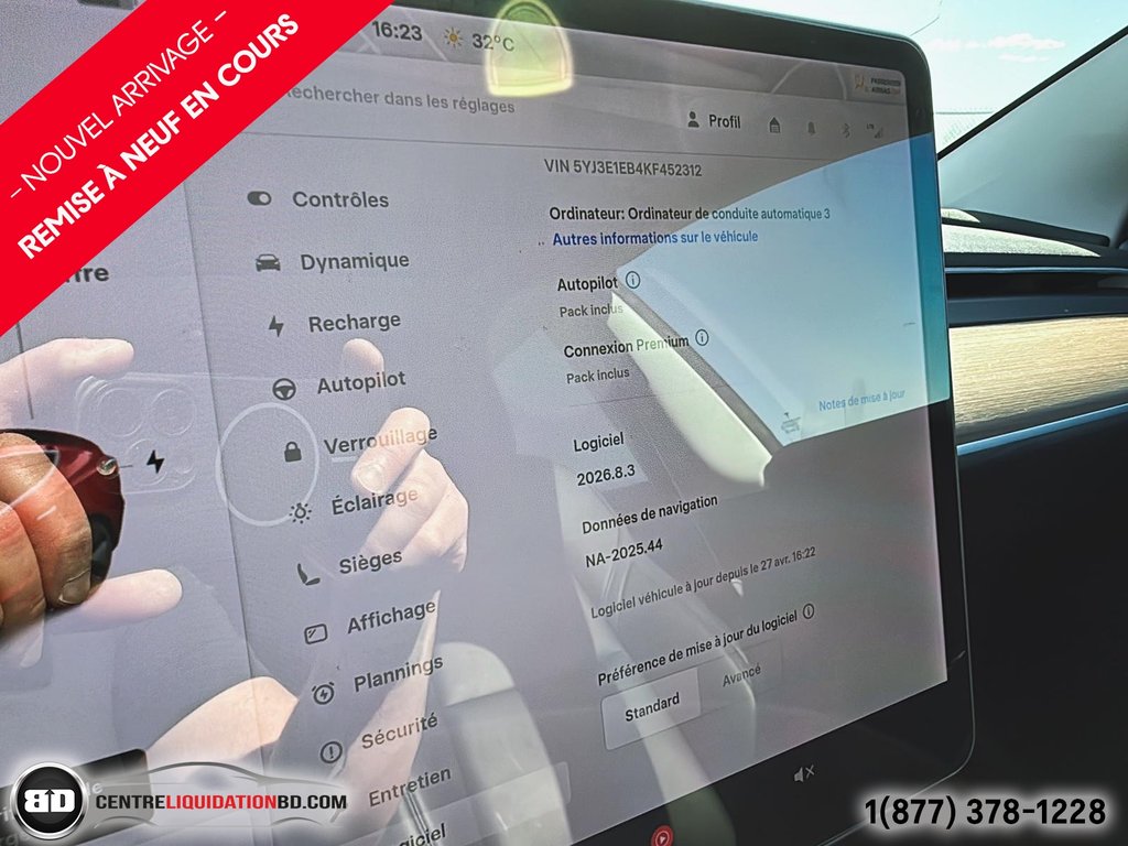 Tesla Model 3 Dual Motor Long Range 2019 à Granby, Québec - 14 - w1024h768px