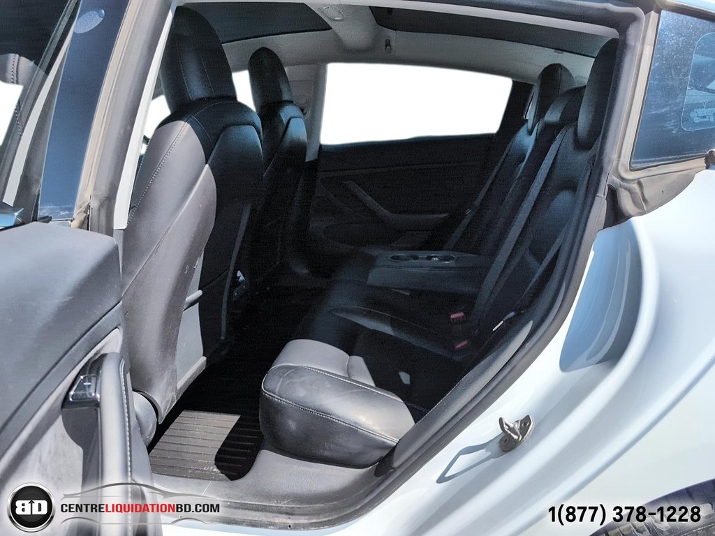 2019 Tesla Model 3 STANDARD PLUS RWD in Granby, Quebec - 14 - w1024h768px
