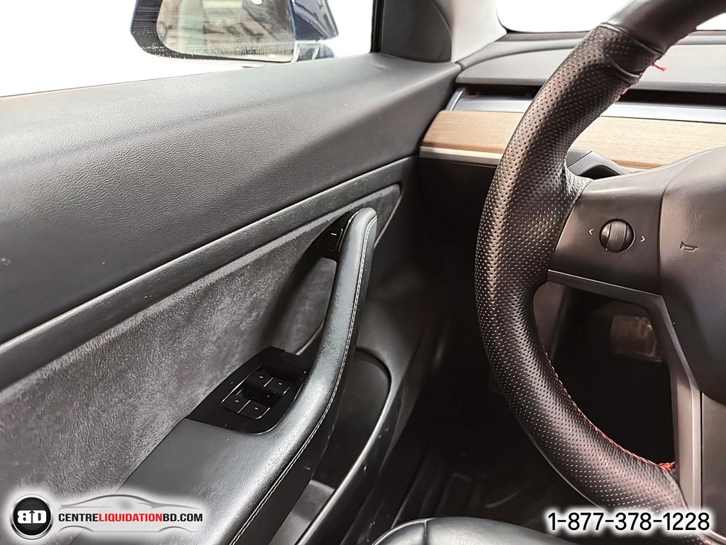 Tesla Model 3 SR + 2020 à Granby, Québec - 21 - w1024h768px