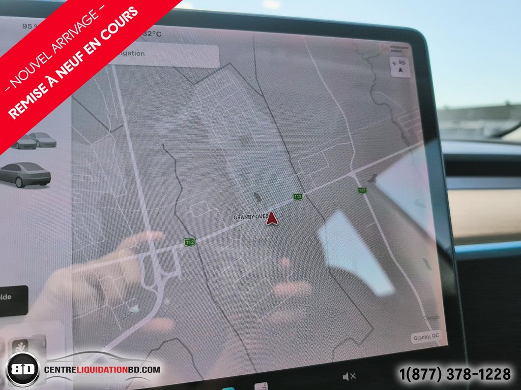2020 Tesla Model 3 Standard Range Plus in Granby, Quebec - 19 - w1024h768px