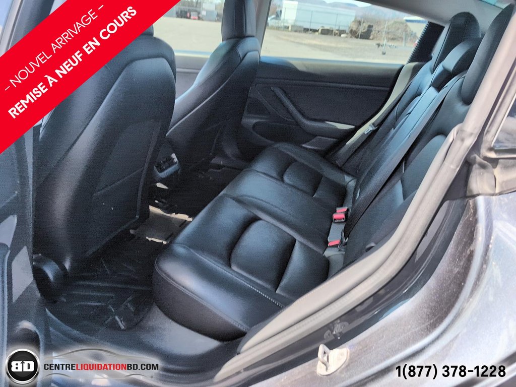 2020 Tesla Model 3 Standard Range Plus in Granby, Quebec - 14 - w1024h768px