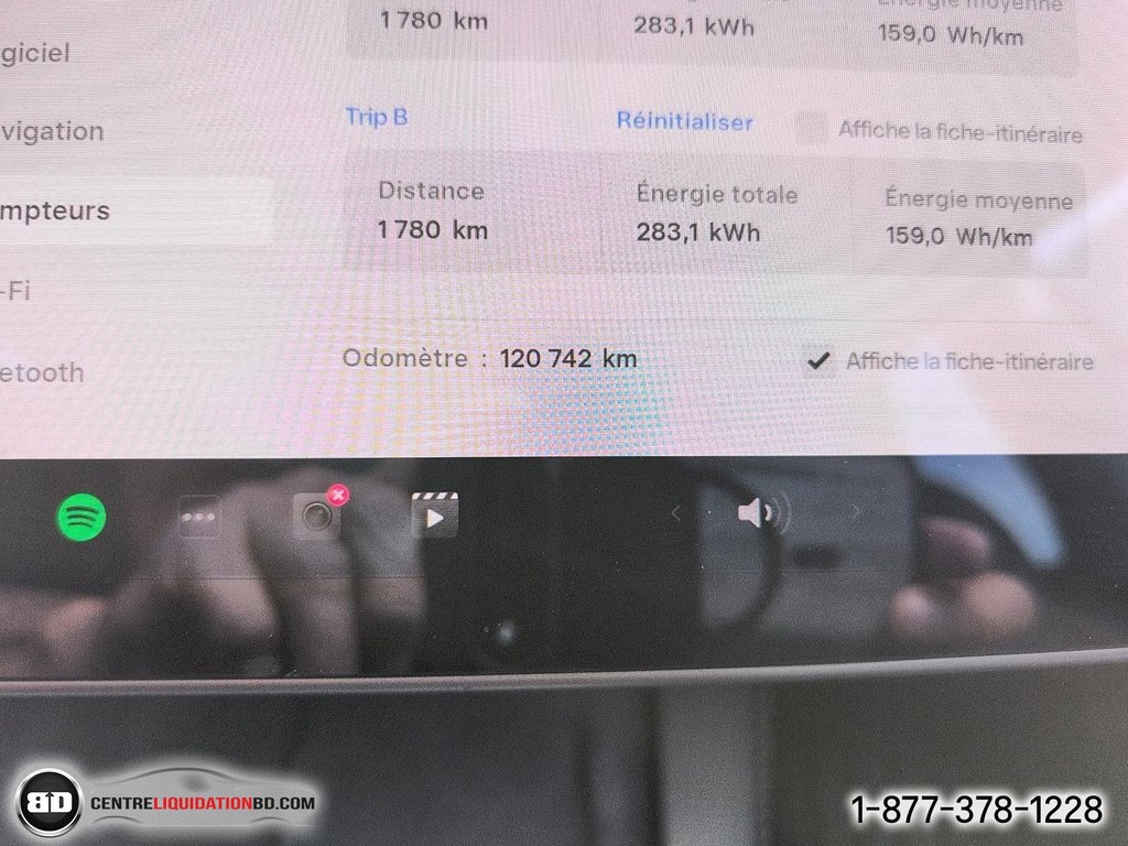 Tesla MODEL 3 STANDARD RANGE PLUS 2021 à Granby, Québec - 18 - w1024h768px