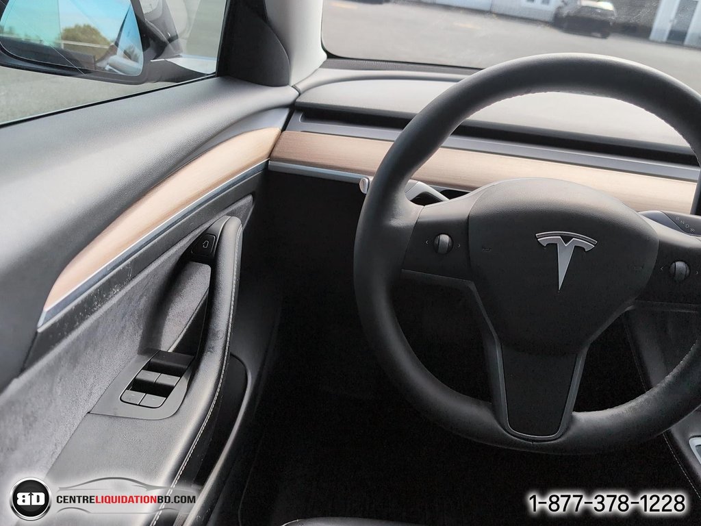 Tesla MODEL 3 STANDARD RANGE PLUS 2021 à Granby, Québec - 16 - w1024h768px