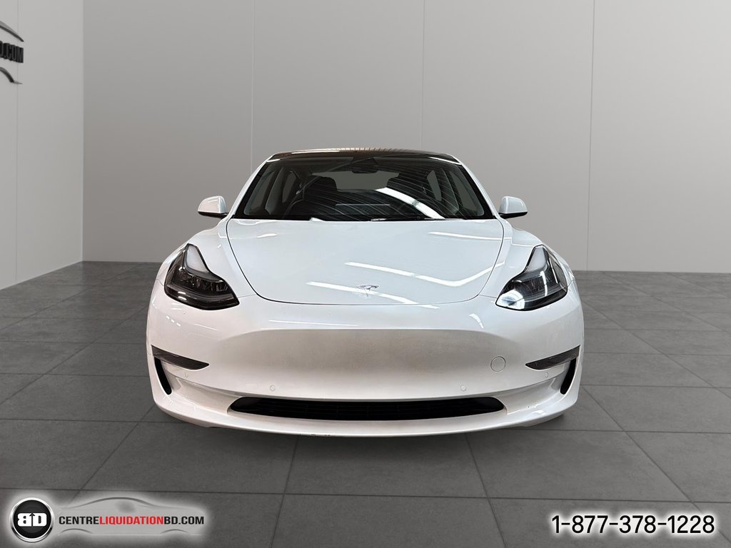 Tesla Model 3 SR+ 2022 à Granby, Québec - 2 - w1024h768px