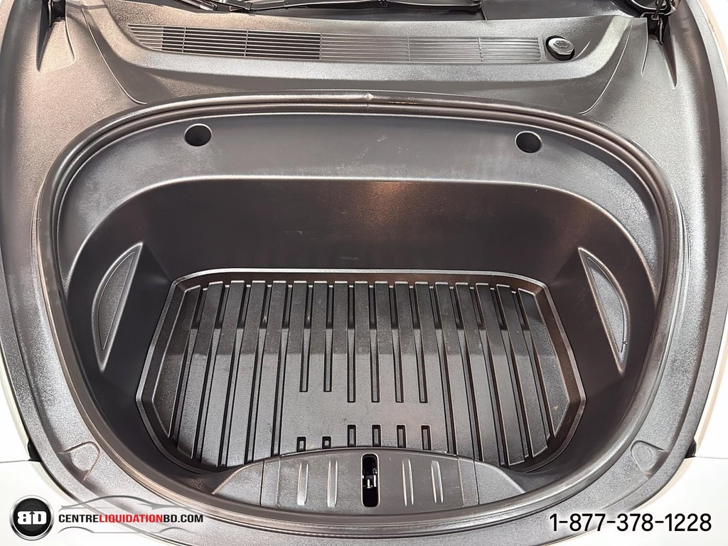 Tesla Model 3 SR+ 2022 à Granby, Québec - 13 - w1024h768px