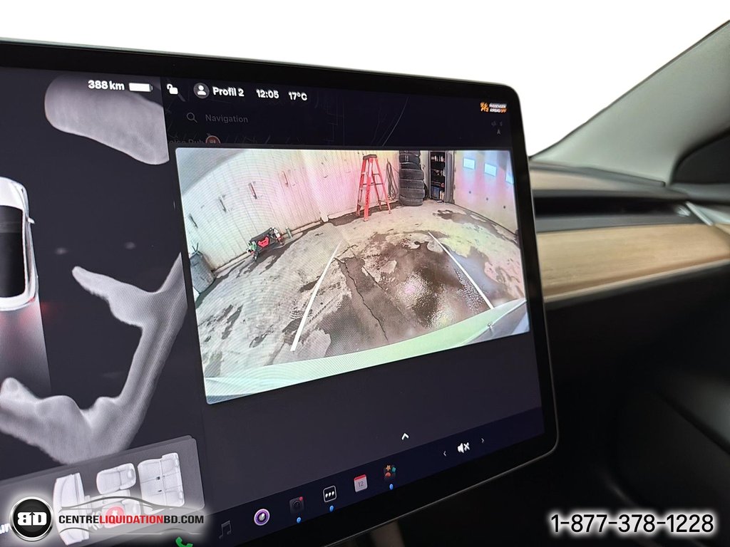 Tesla Model 3 SR+ 2022 à Granby, Québec - 24 - w1024h768px