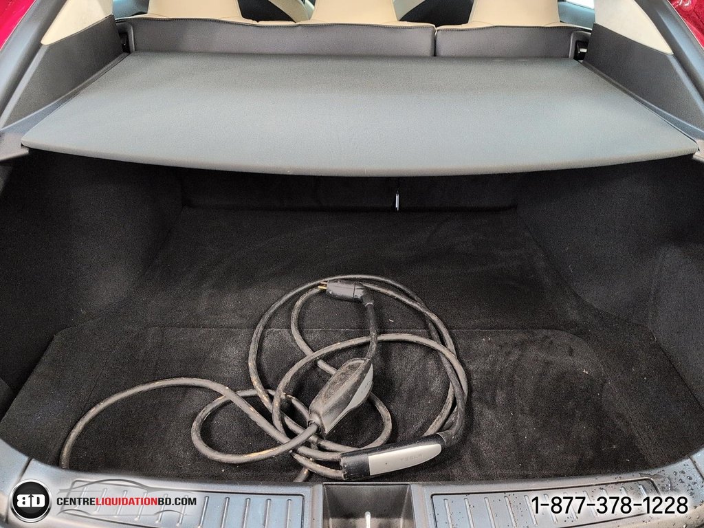 2017 Tesla Model S 100D AWD in Granby, Quebec - 11 - w1024h768px