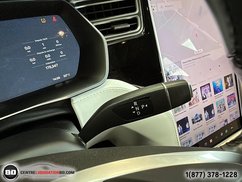 2017 Tesla Model S 75D DUAL MOTOR in Granby, Quebec - 22 - w1024h768px