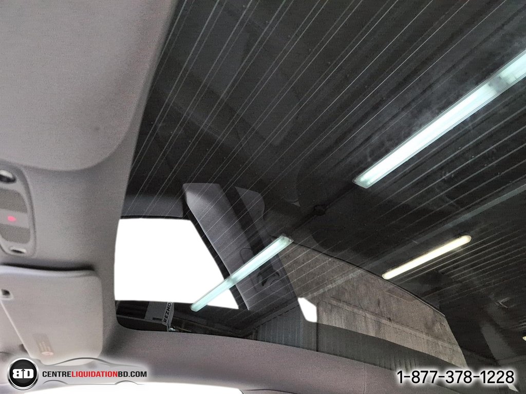 2023 Tesla Model Y RWD AUTOPILOT FSD 3 in Granby, Quebec - 22 - w1024h768px