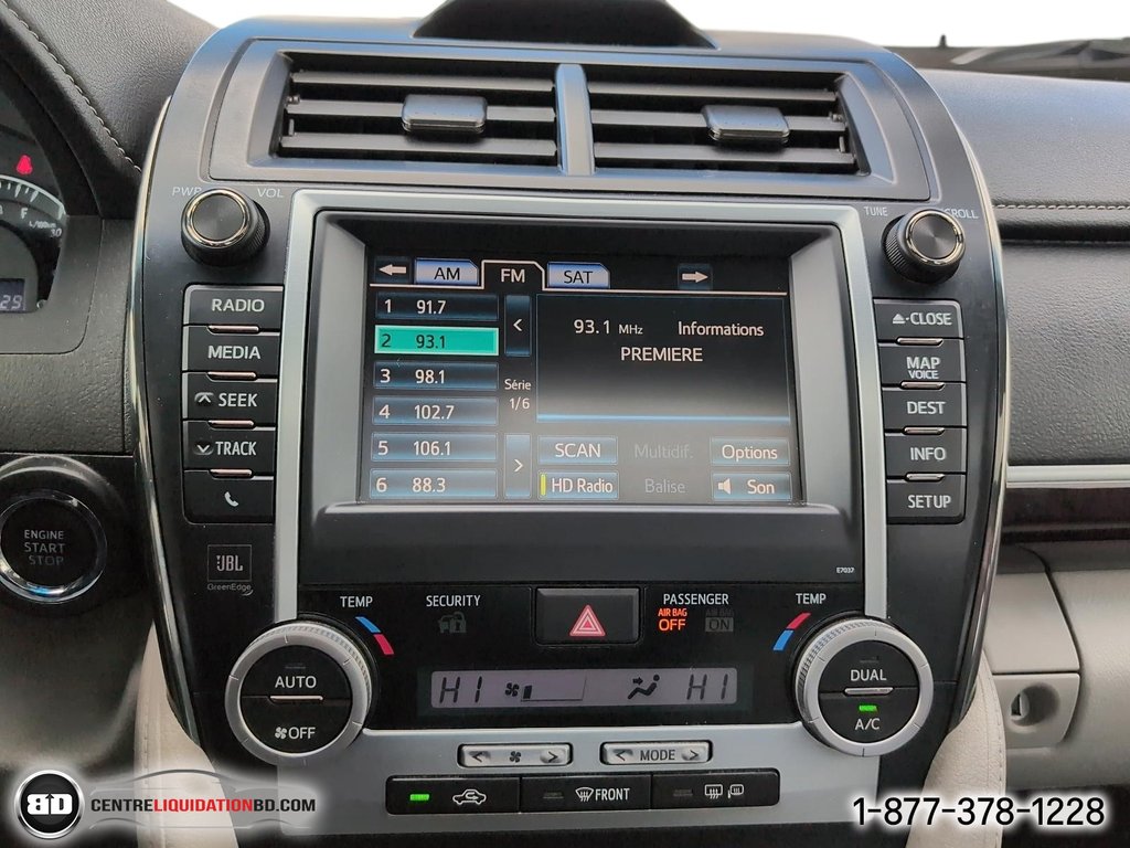 2012 Toyota Camry XLE V6 in Granby, Quebec - 19 - w1024h768px