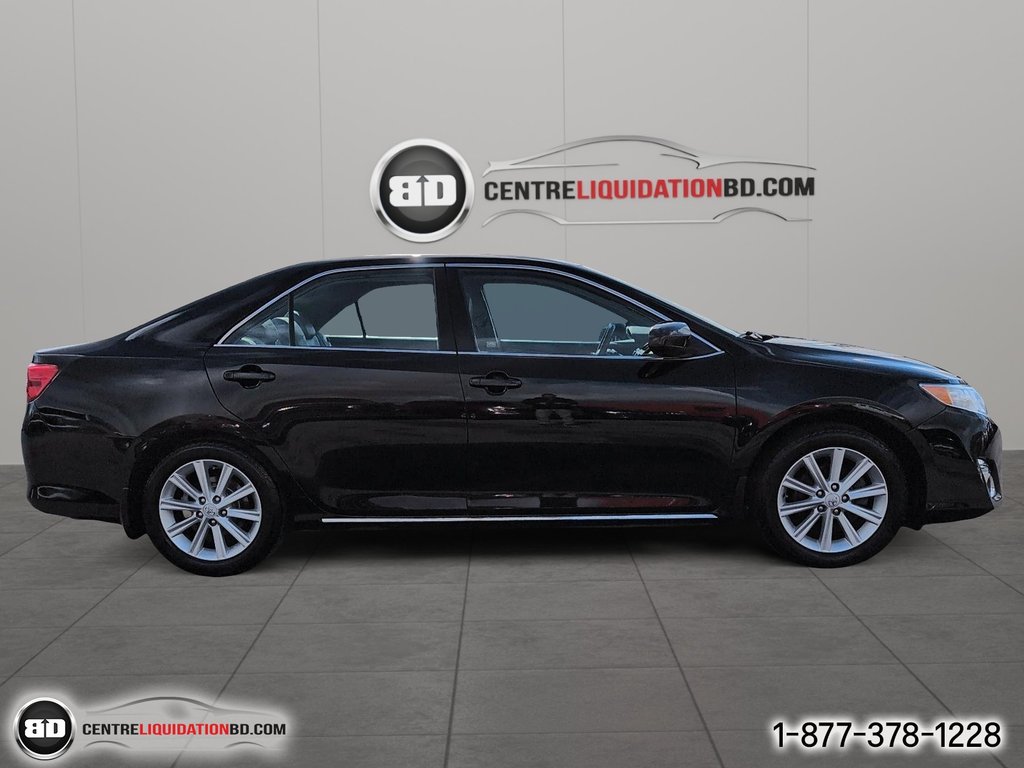 2012 Toyota Camry XLE V6 in Granby, Quebec - 4 - w1024h768px