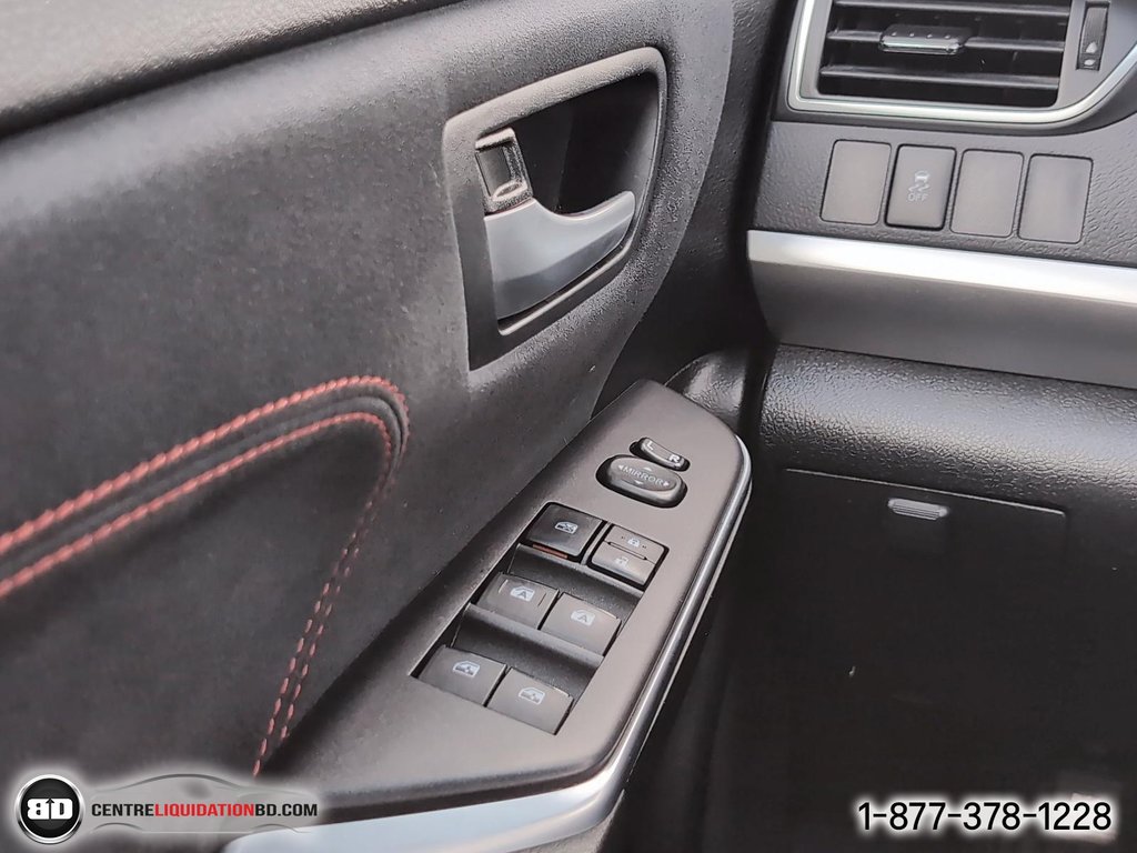Toyota Camry XSE 2015 à Granby, Québec - 14 - w1024h768px