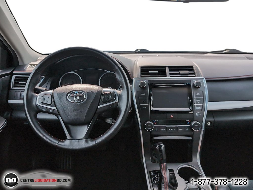 Toyota Camry XSE 2015 à Granby, Québec - 13 - w1024h768px