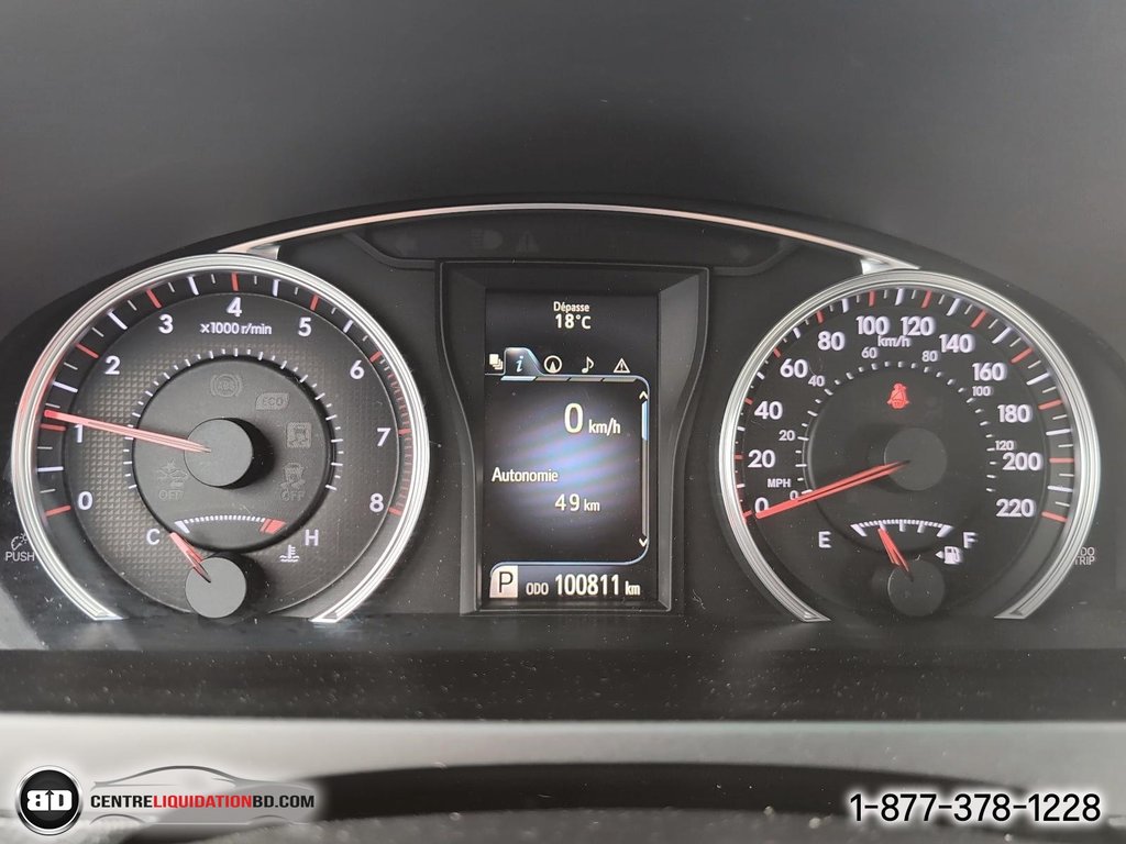 Toyota Camry XSE 2015 à Granby, Québec - 16 - w1024h768px