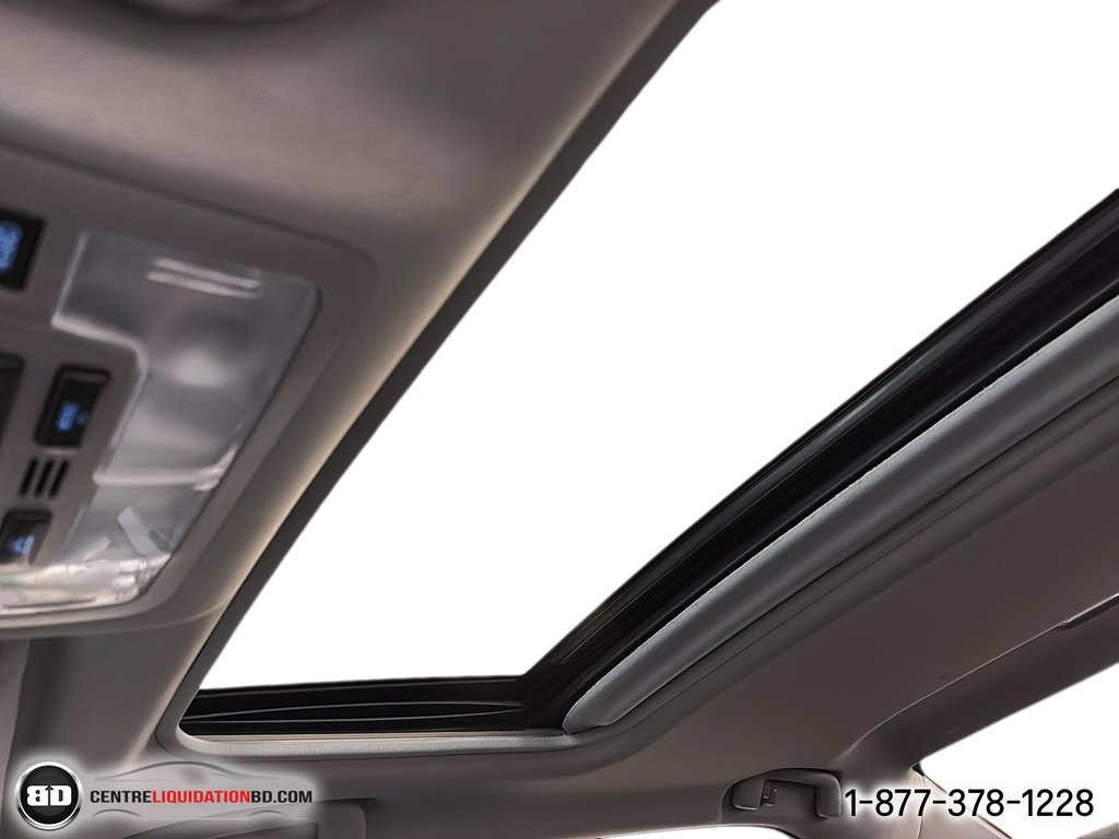 Toyota Camry XSE TOIT OUVRANT 2015 à Granby, Québec - 25 - w1024h768px