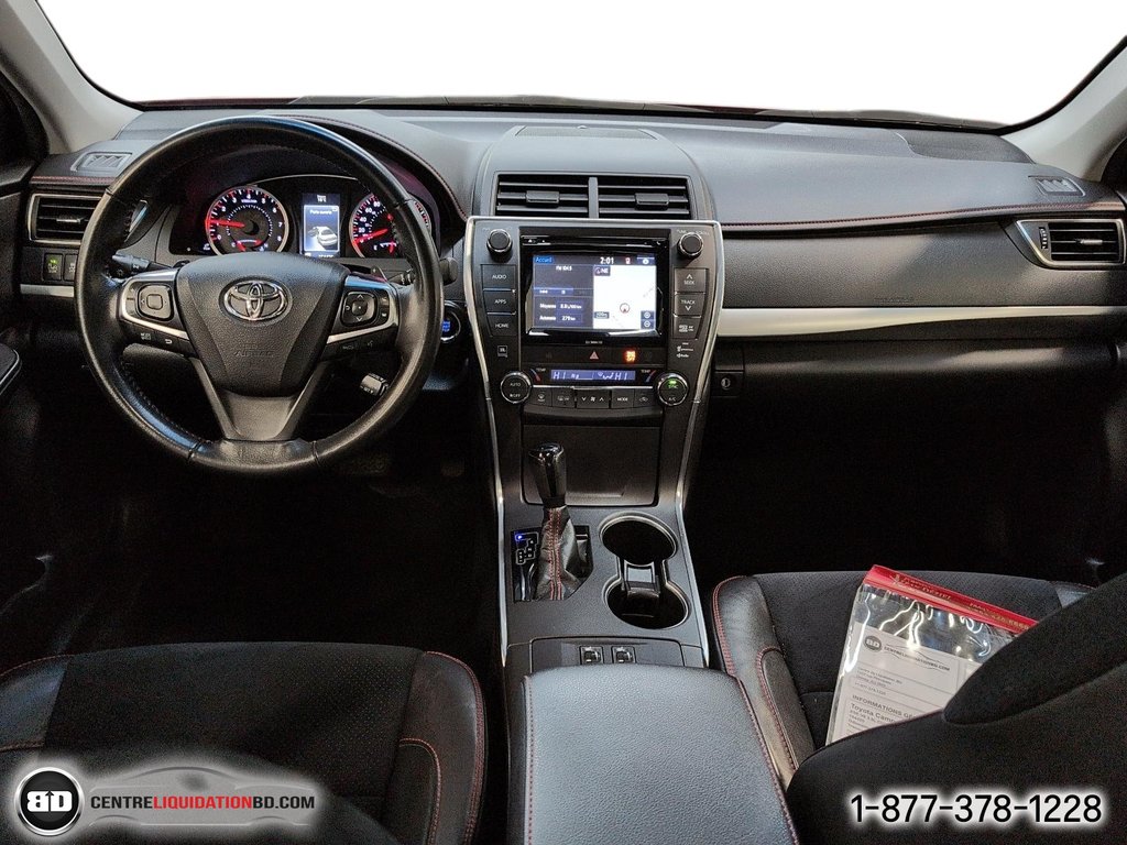 2017 Toyota Camry XSE V6 3.5L in Granby, Quebec - 15 - w1024h768px