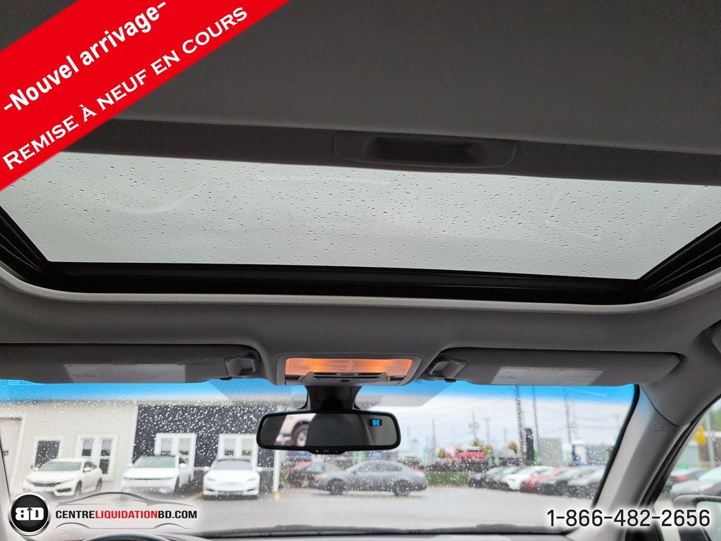 Toyota Camry XSE V6 3.5L 2017 à Granby, Québec - 13 - w1024h768px