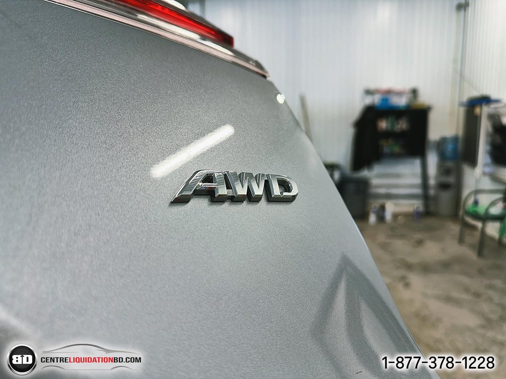 Toyota COROLLA CROSS  2022 à Granby, Québec - 19 - w1024h768px