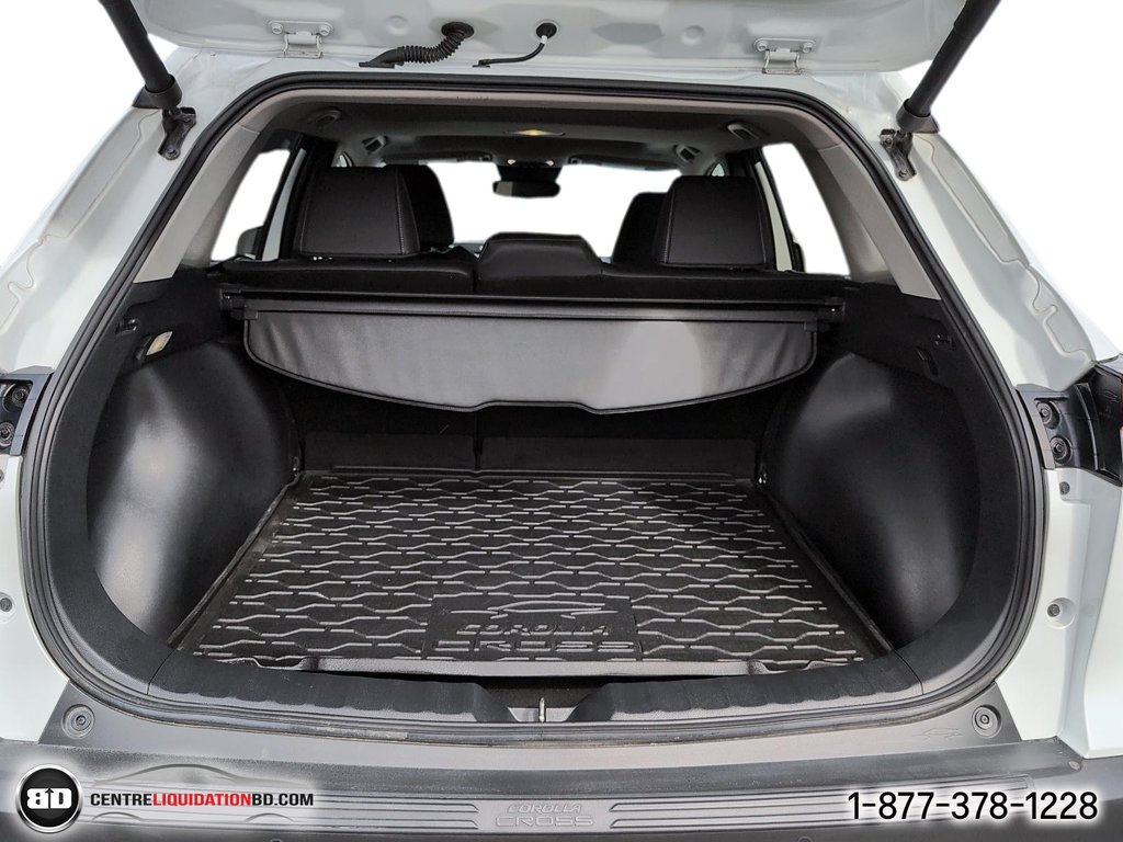 Toyota COROLLA CROSS XLE AWD 2023 à Granby, Québec - 9 - w1024h768px