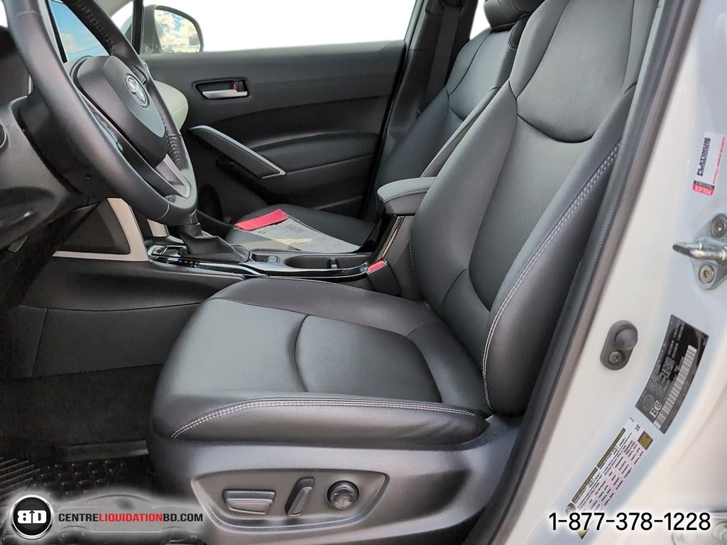 Toyota COROLLA CROSS XLE AWD 2023 à Granby, Québec - 11 - w1024h768px
