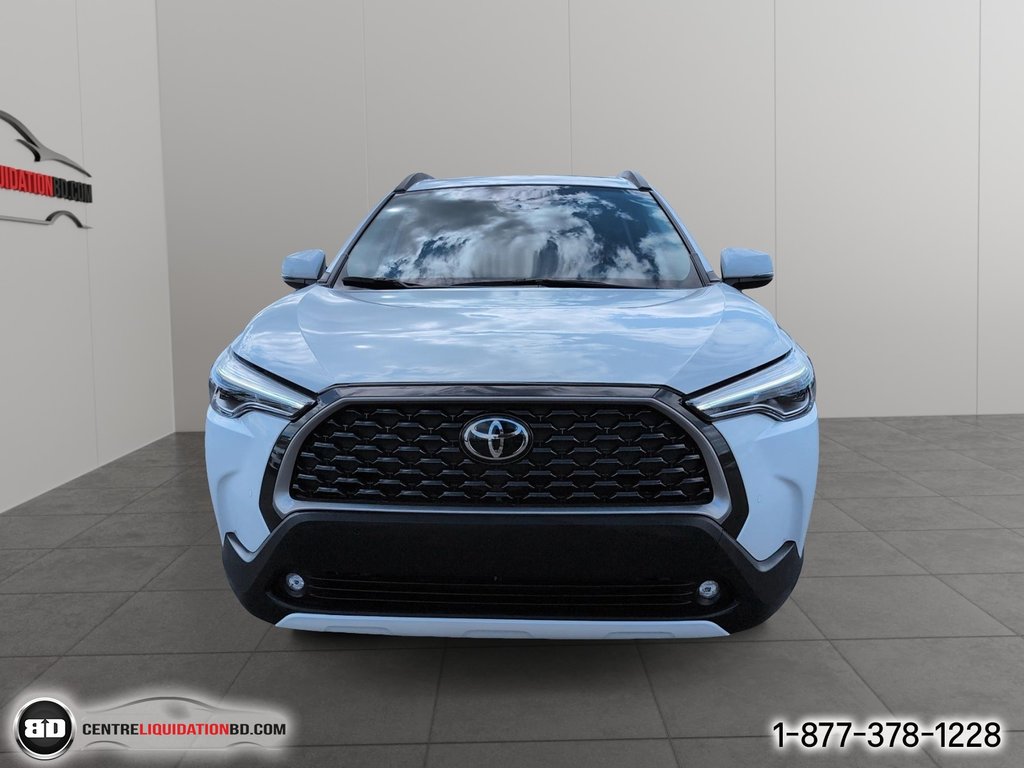 Toyota COROLLA CROSS XLE AWD 2023 à Granby, Québec - 2 - w1024h768px