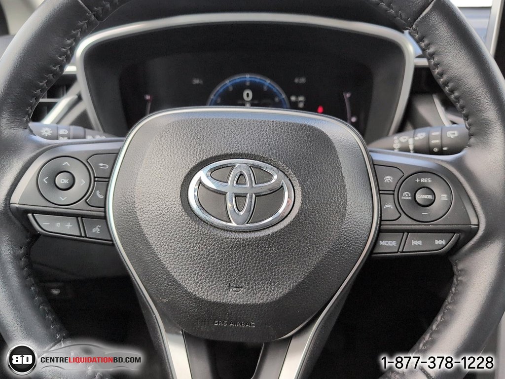 Toyota COROLLA CROSS XLE AWD 2023 à Granby, Québec - 15 - w1024h768px