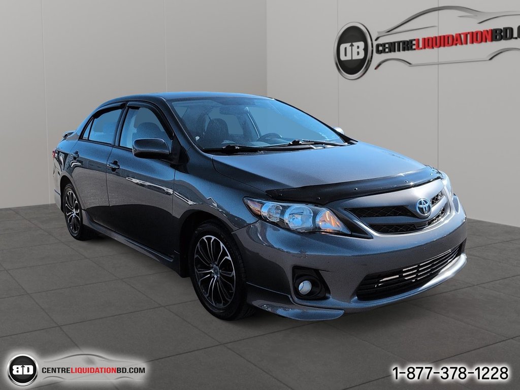 2013 Toyota Corolla in Granby, Quebec - 3 - w1024h768px