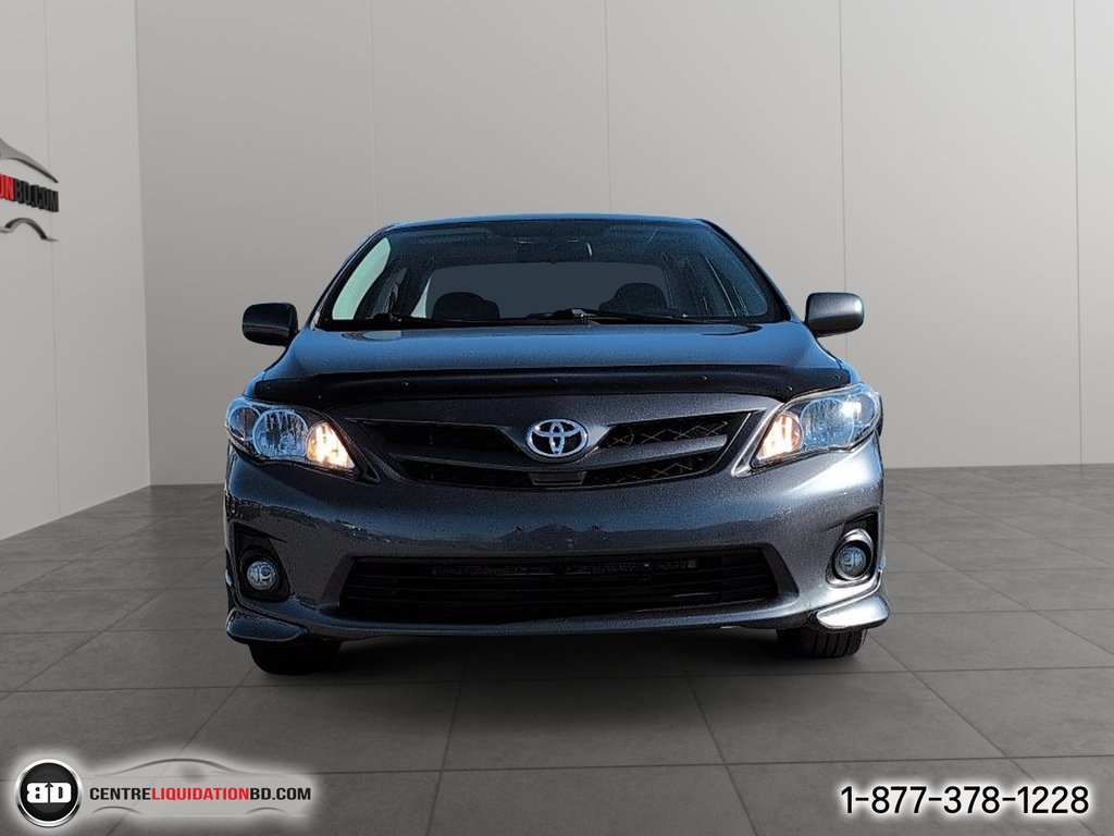 2013 Toyota Corolla in Granby, Quebec - 2 - w1024h768px