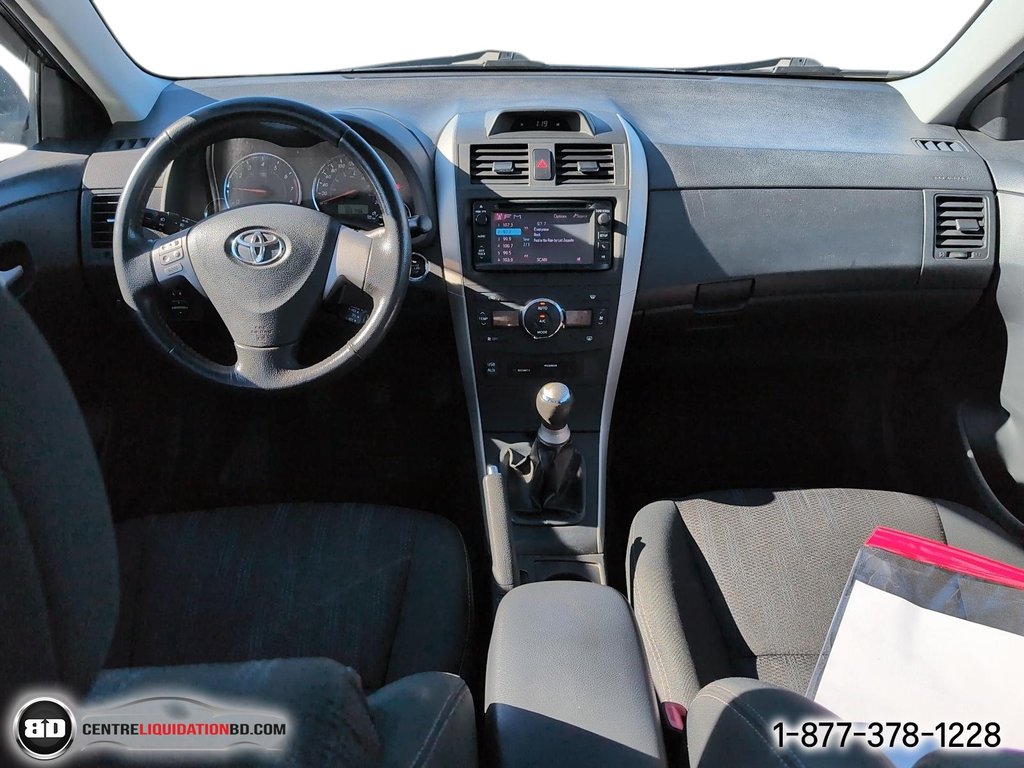 2013 Toyota Corolla in Granby, Quebec - 15 - w1024h768px