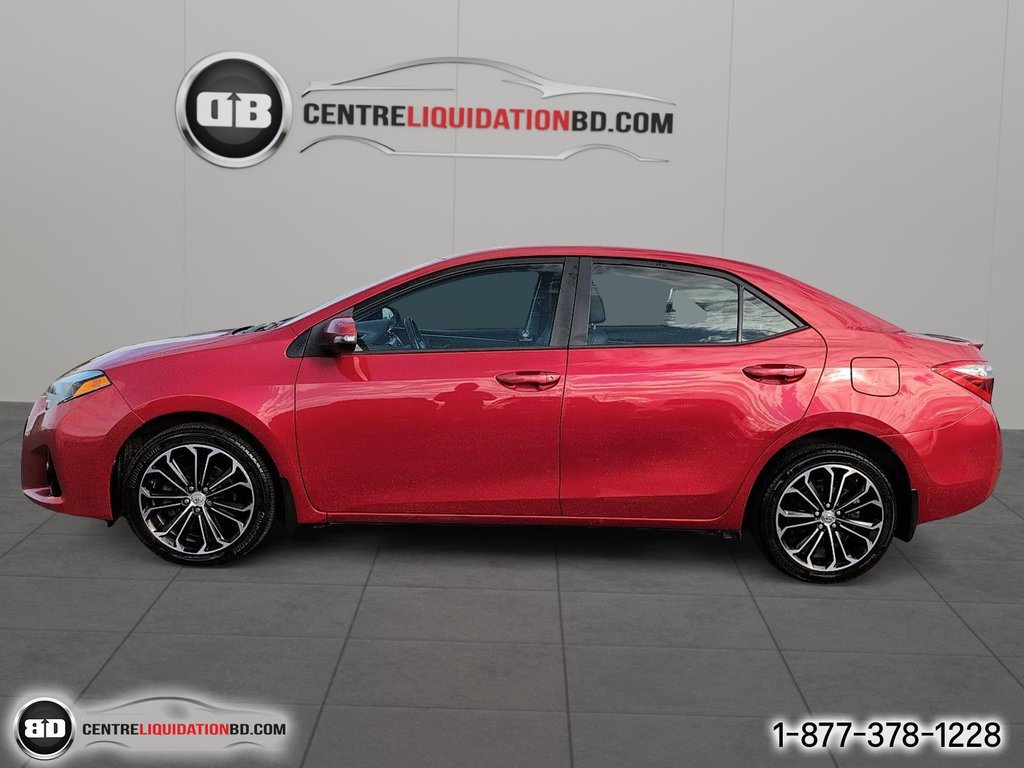2015 Toyota Corolla S MANUELLE in Granby, Quebec - 9 - w1024h768px