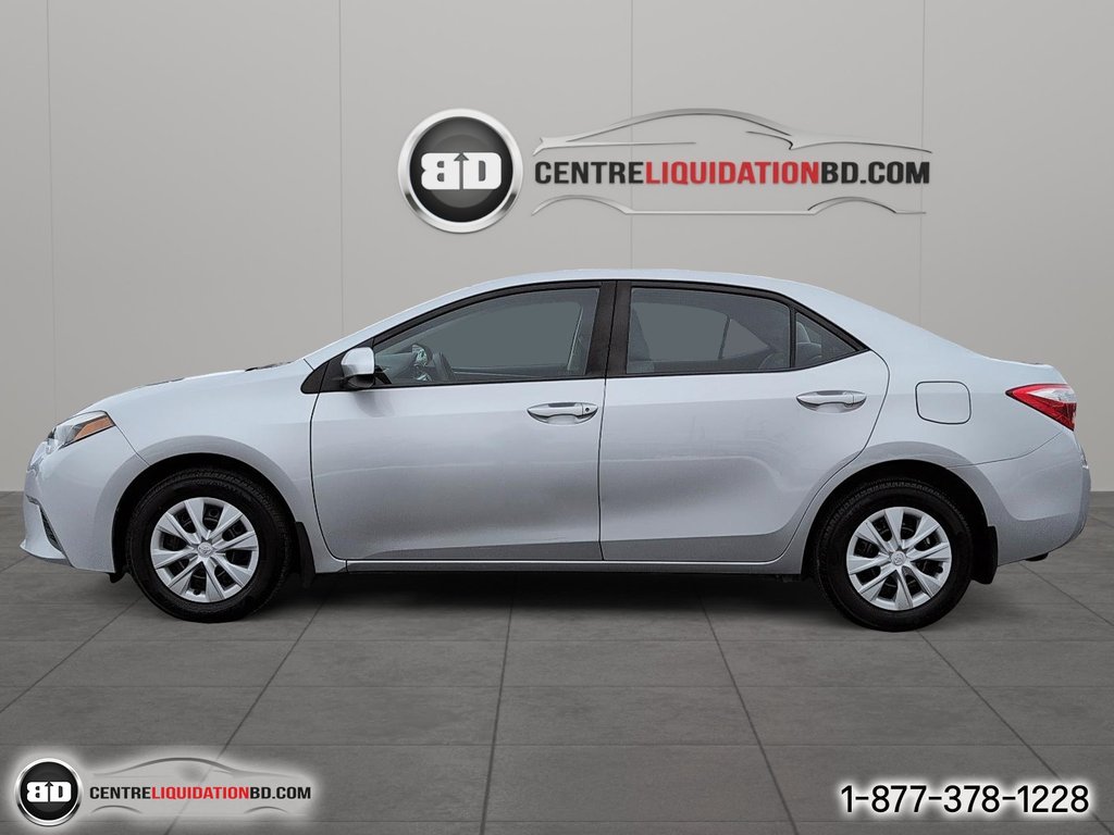 2015 Toyota Corolla CE in Granby, Quebec - 9 - w1024h768px
