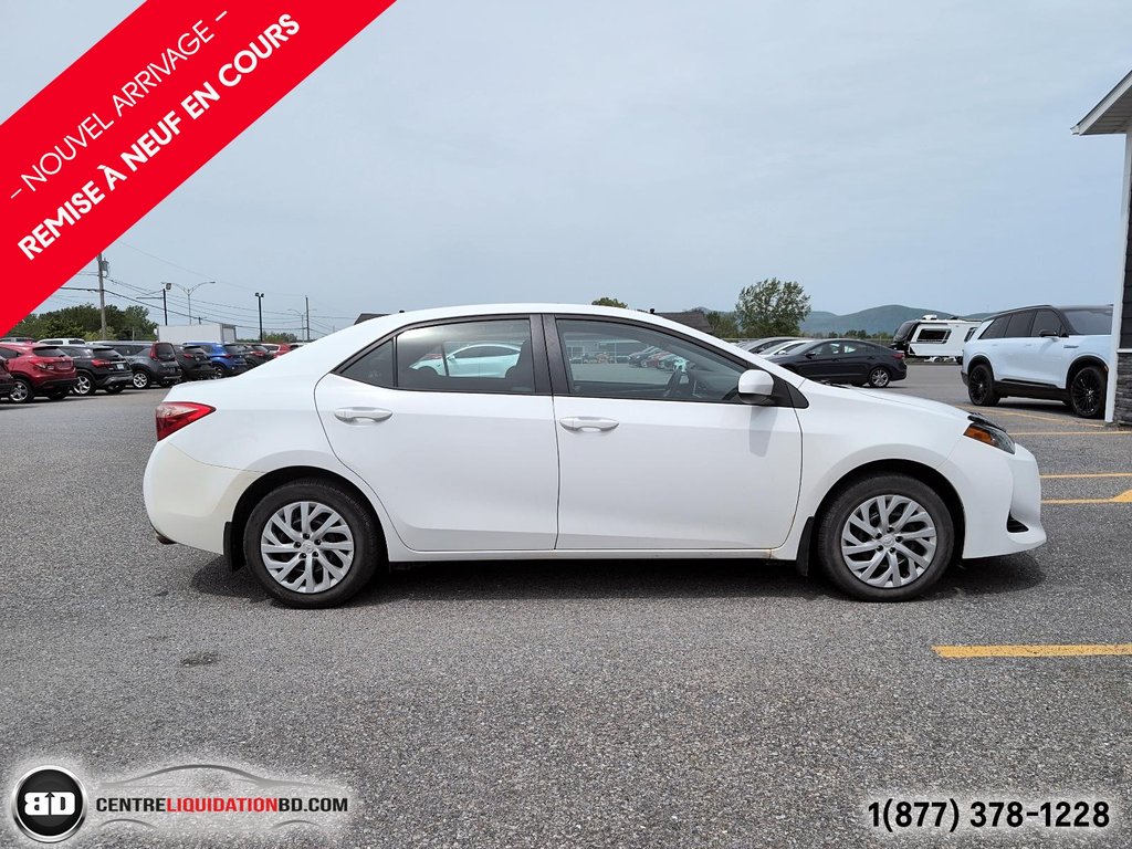 Toyota Corolla LE 2017 à Granby, Québec - 4 - w1024h768px