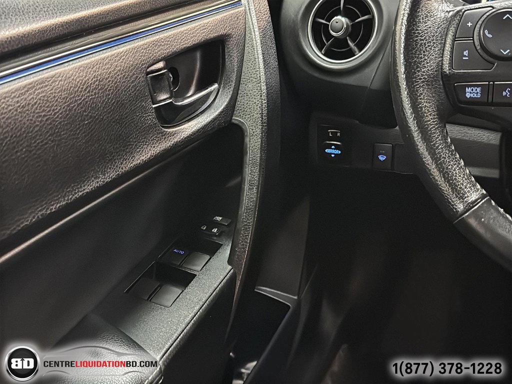 Toyota Corolla SE AUTOMATIQUE 2017 à Granby, Québec - 17 - w1024h768px